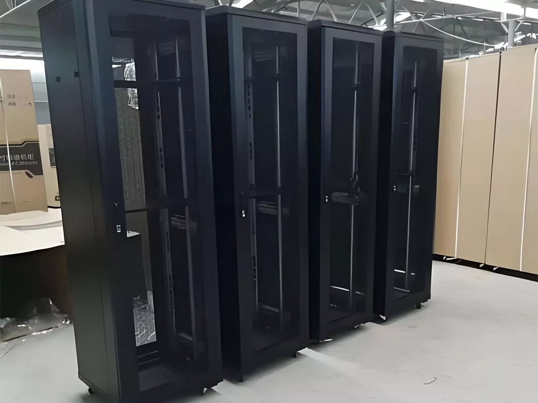 コンピュータルームネットワークキャビネット