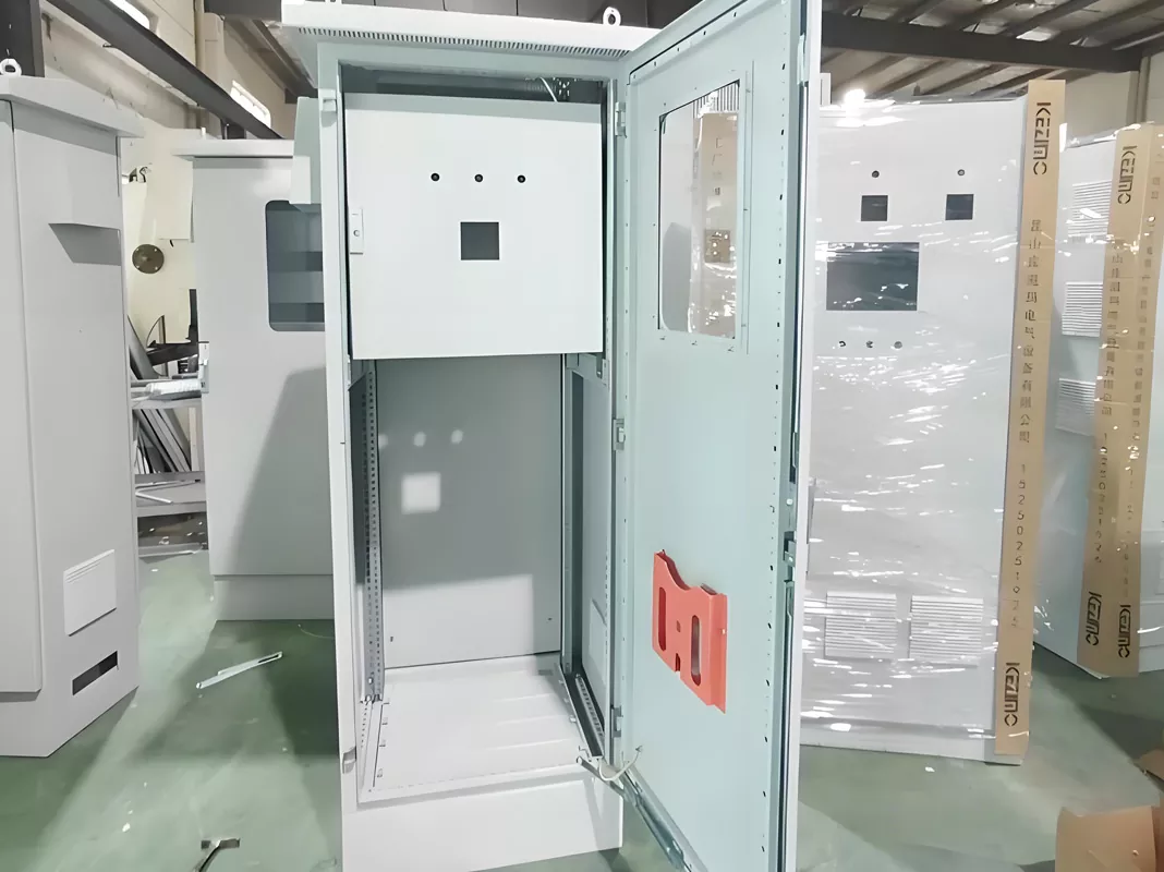 屋外用キャビネット